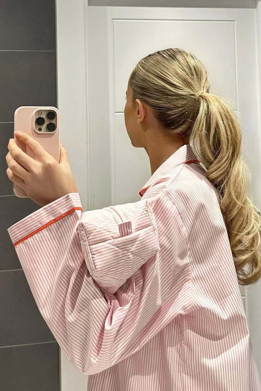 Dames tweedelige pyjama set met hartjes knoopjes