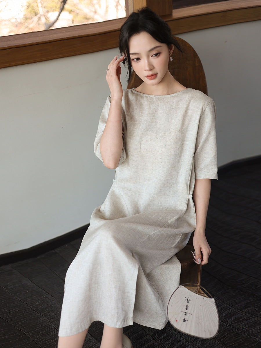 Linen short-sleeved dress