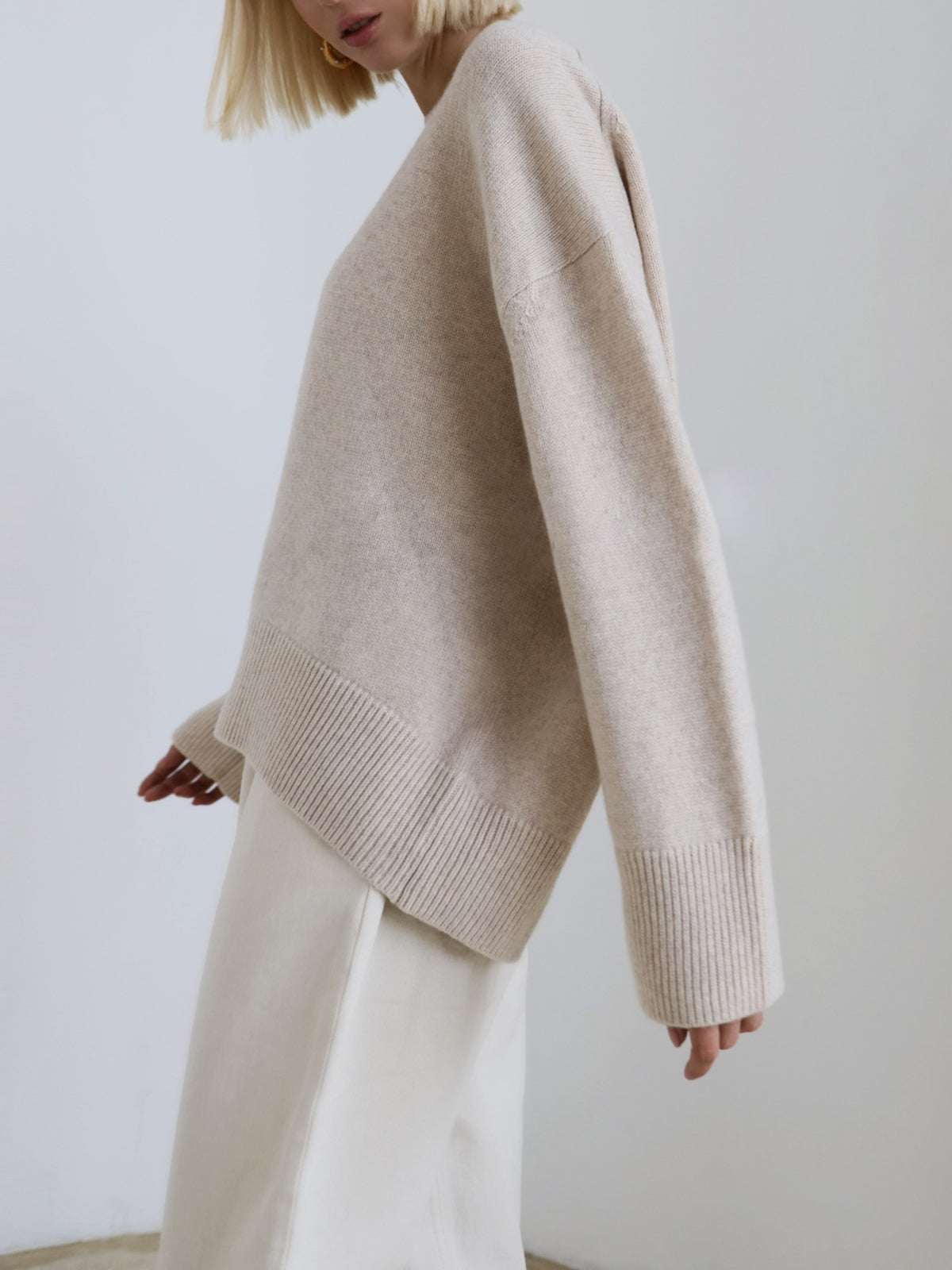 Dames oversized trui met V-hals