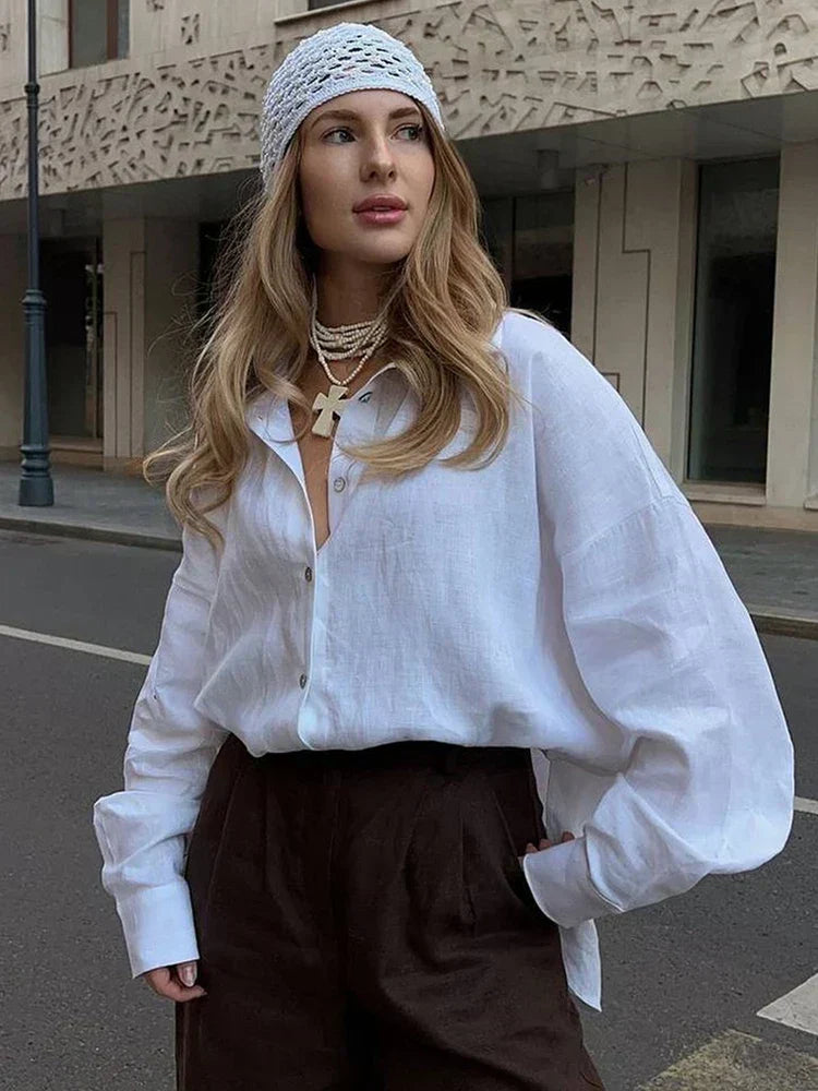 Damesblouse met knoopsluiting en lange mouwen
