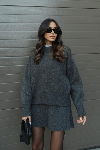 Dames tweedelige set met trui en rok