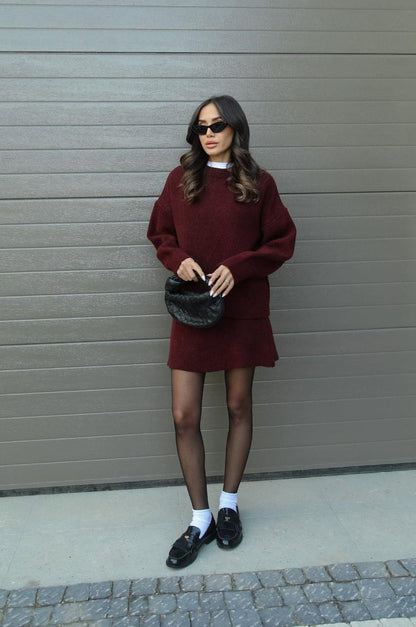 Dames tweedelige set met trui en rok