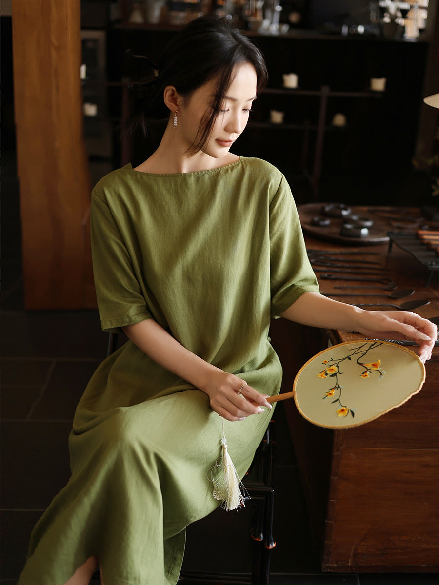Linen short-sleeved dress