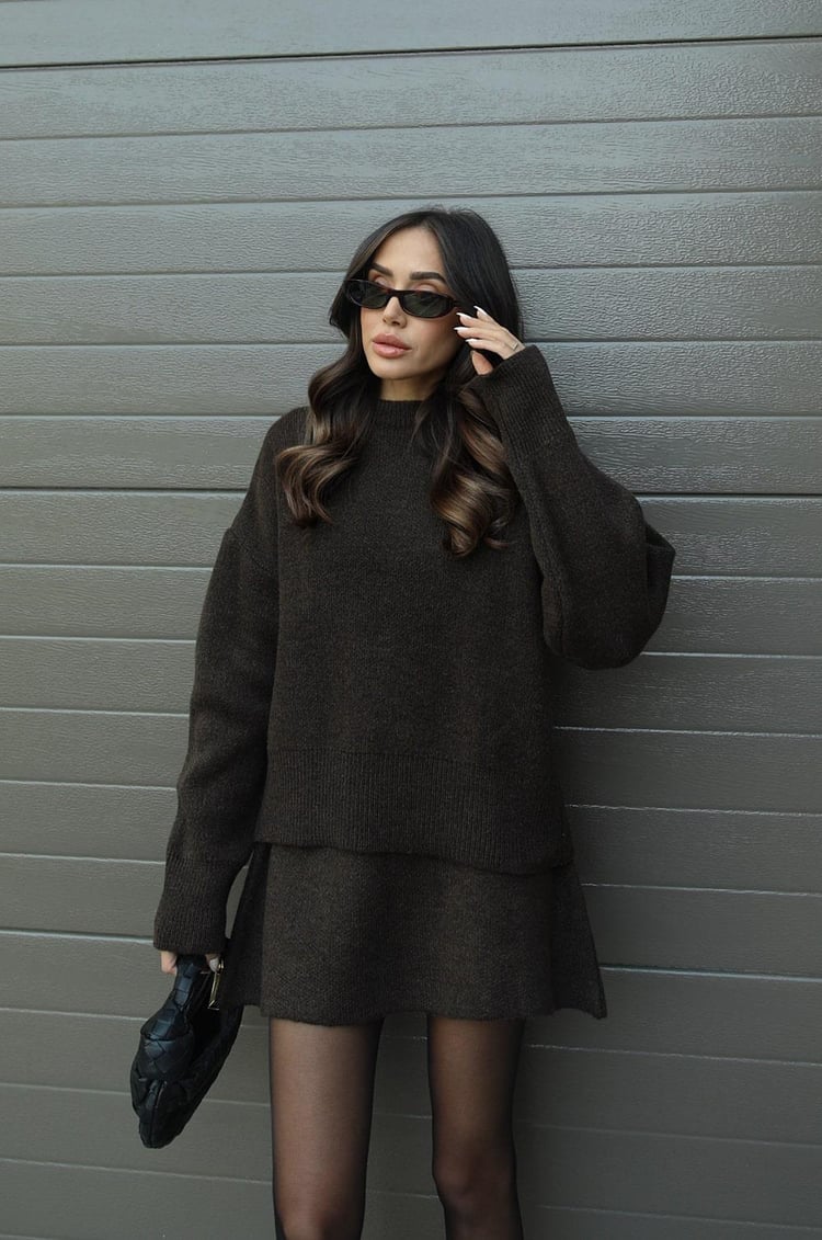 Dames tweedelige set met trui en rok