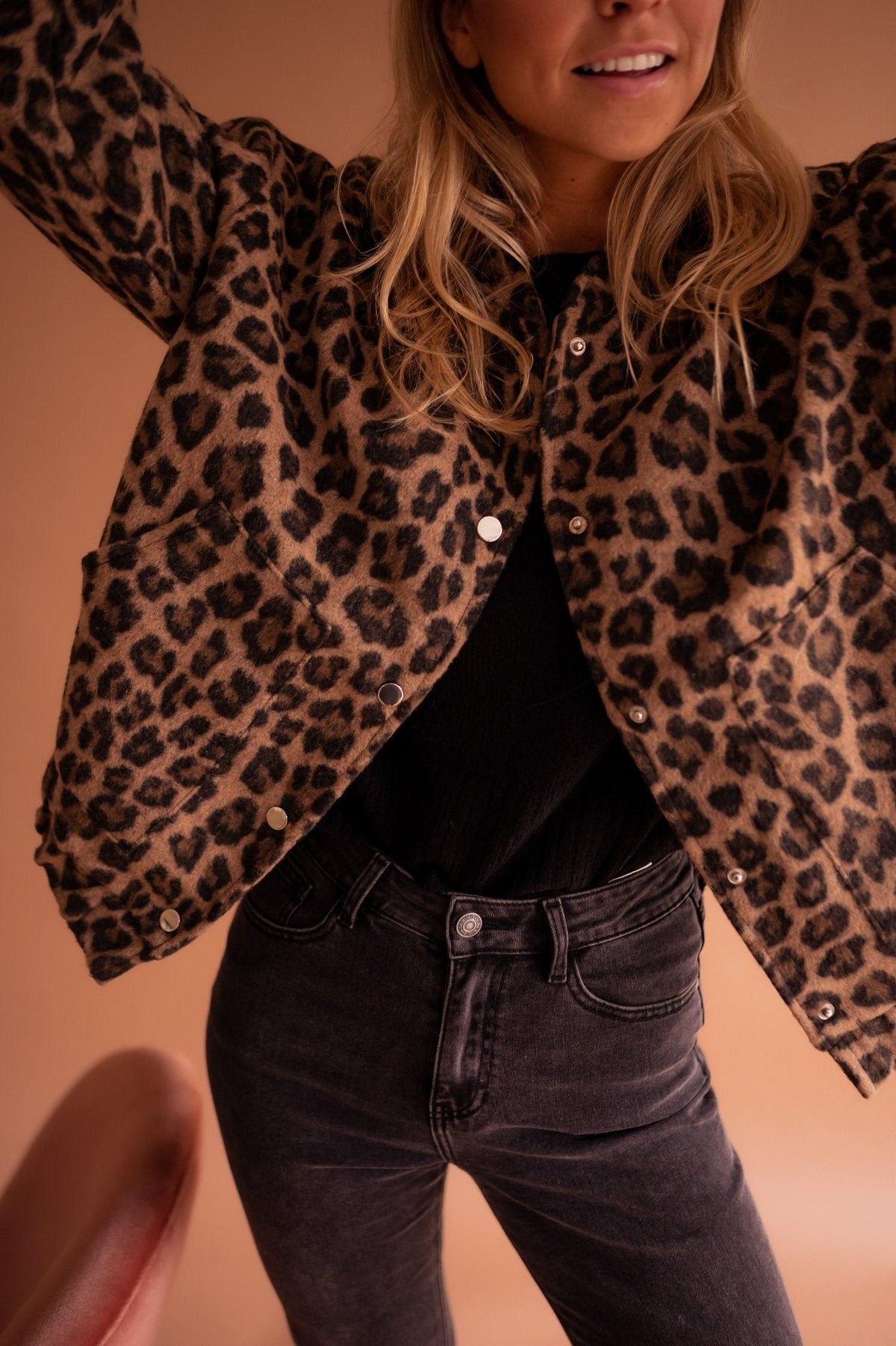 Leopard Print Bomber Jacket with Comfortable Fit - product photo 3